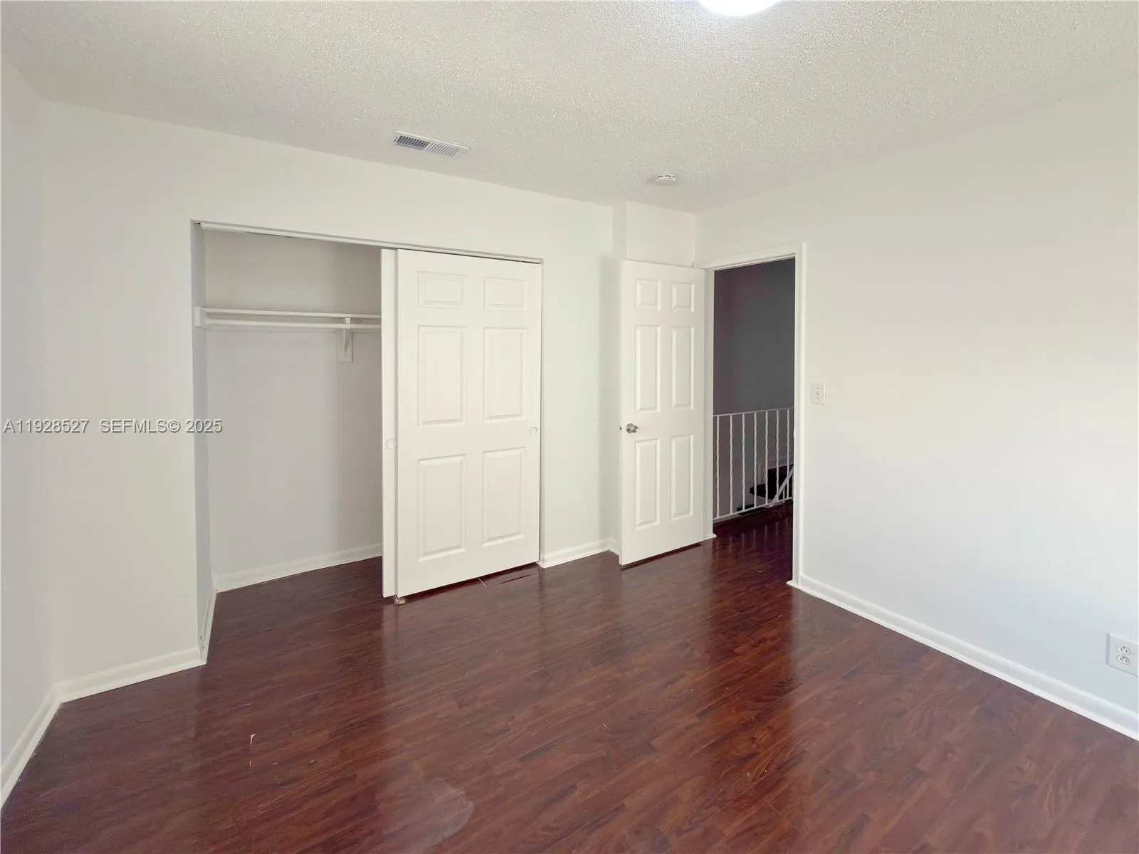 2448 Sw 42nd Ave 2g, Fort Lauderdale, Florida 3331, Fort Lauderdale, Florida 33317, 2 Bedrooms Bedrooms, ,1 BathroomBathrooms,Residential Lease,For Rent,2448 Sw 42nd Ave 2g, Fort Lauderdale, Florida 3331,A11928527