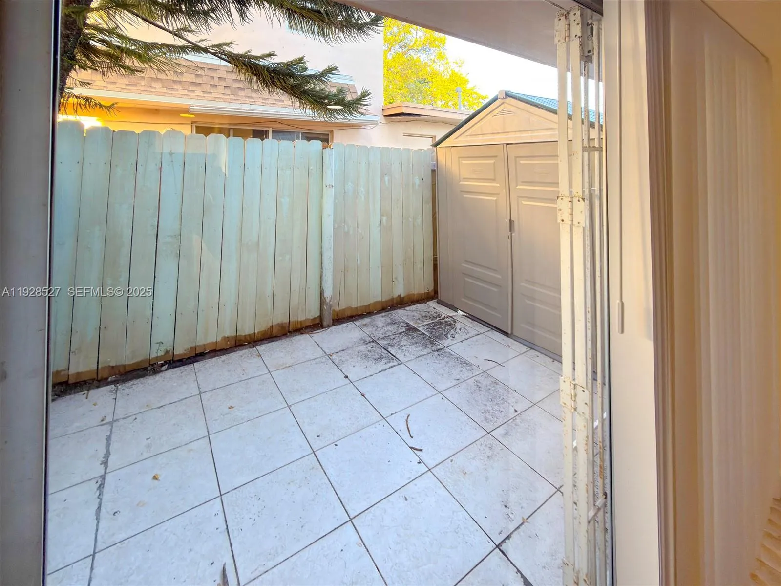 2448 Sw 42nd Ave 2g, Fort Lauderdale, Florida 3331, Fort Lauderdale, Florida 33317, 2 Bedrooms Bedrooms, ,1 BathroomBathrooms,Residential Lease,For Rent,2448 Sw 42nd Ave 2g, Fort Lauderdale, Florida 3331,A11928527