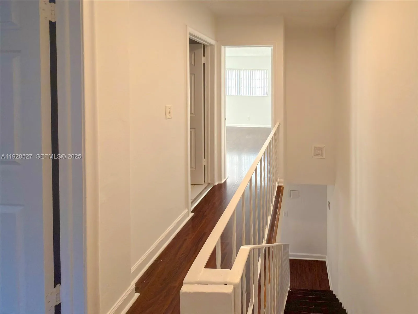 2448 Sw 42nd Ave 2g, Fort Lauderdale, Florida 3331, Fort Lauderdale, Florida 33317, 2 Bedrooms Bedrooms, ,1 BathroomBathrooms,Residential Lease,For Rent,2448 Sw 42nd Ave 2g, Fort Lauderdale, Florida 3331,A11928527