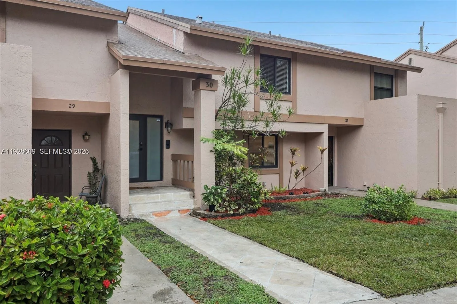 30 Chestnut Cir, Cooper City, Florida 33026, Cooper City, Florida 33026, 3 Bedrooms Bedrooms, 4 Rooms Rooms,2 BathroomsBathrooms,Residential,For Sale,30 Chestnut Cir, Cooper City, Florida 33026,A11928609 30 Chestnut Cir, Cooper City, Florida 33026, Cooper City, Florida 33026, 3 Bedrooms Bedrooms, 4 Rooms Rooms,2 BathroomsBathrooms,Residential,For Sale,30 Chestnut Cir, Cooper City, Florida 33026,A11928609
