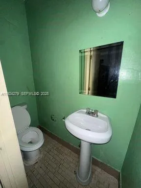 16547 Nw 27th Ave 16545, Miami Gardens, Florida 33, Miami Gardens, Florida 33054, ,Commercial Lease,For Rent,16547 Nw 27th Ave 16545, Miami Gardens, Florida 33,A11924279