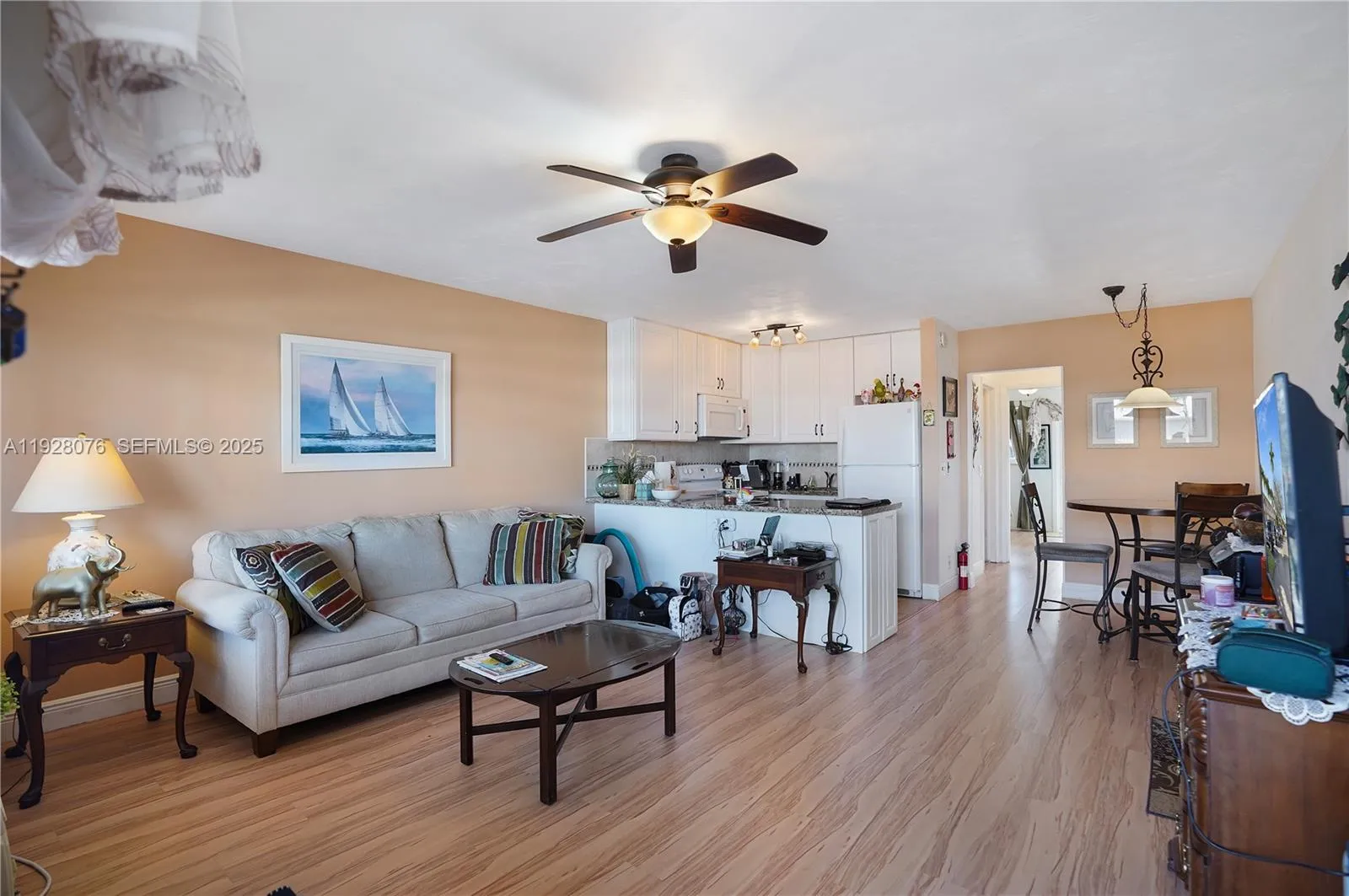 1000 Sw 11th Ave 17e, Hallandale Beach, Florida 33, Hallandale Beach, Florida 33009, 1 Bedroom Bedrooms, ,1 BathroomBathrooms,Residential,For Sale,1000 Sw 11th Ave 17e, Hallandale Beach, Florida 33,A11928076