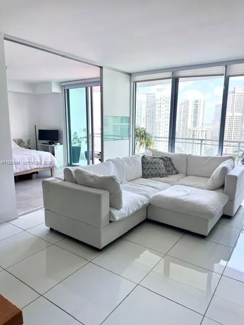 90 Sw 3rd St 3112, Miami, Florida 33130, Miami, Florida 33130, 1 Bedroom Bedrooms, ,1 BathroomBathrooms,Residential Lease,For Rent,90 Sw 3rd St 3112, Miami, Florida 33130,A11928691
