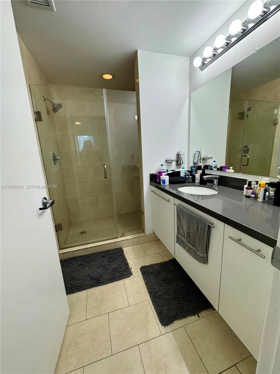 90 Sw 3rd St 3112, Miami, Florida 33130, Miami, Florida 33130, 1 Bedroom Bedrooms, ,1 BathroomBathrooms,Residential Lease,For Rent,90 Sw 3rd St 3112, Miami, Florida 33130,A11928691