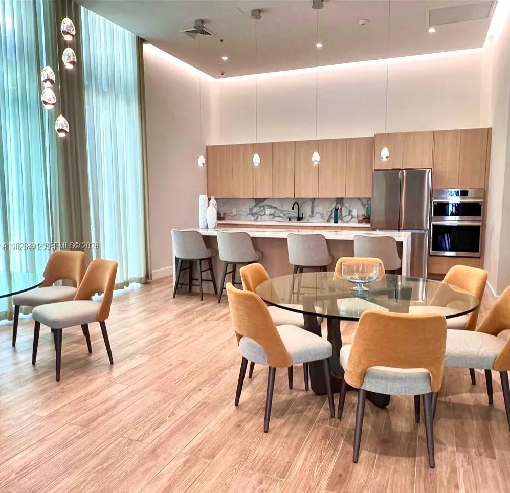 90 Sw 3rd St 3112, Miami, Florida 33130, Miami, Florida 33130, 1 Bedroom Bedrooms, ,1 BathroomBathrooms,Residential Lease,For Rent,90 Sw 3rd St 3112, Miami, Florida 33130,A11928691