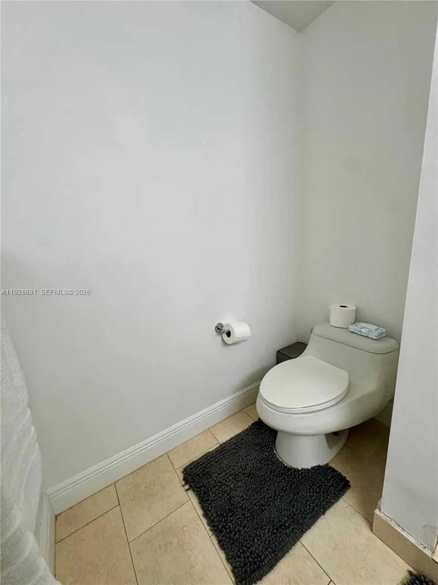 90 Sw 3rd St 3112, Miami, Florida 33130, Miami, Florida 33130, 1 Bedroom Bedrooms, ,1 BathroomBathrooms,Residential Lease,For Rent,90 Sw 3rd St 3112, Miami, Florida 33130,A11928691