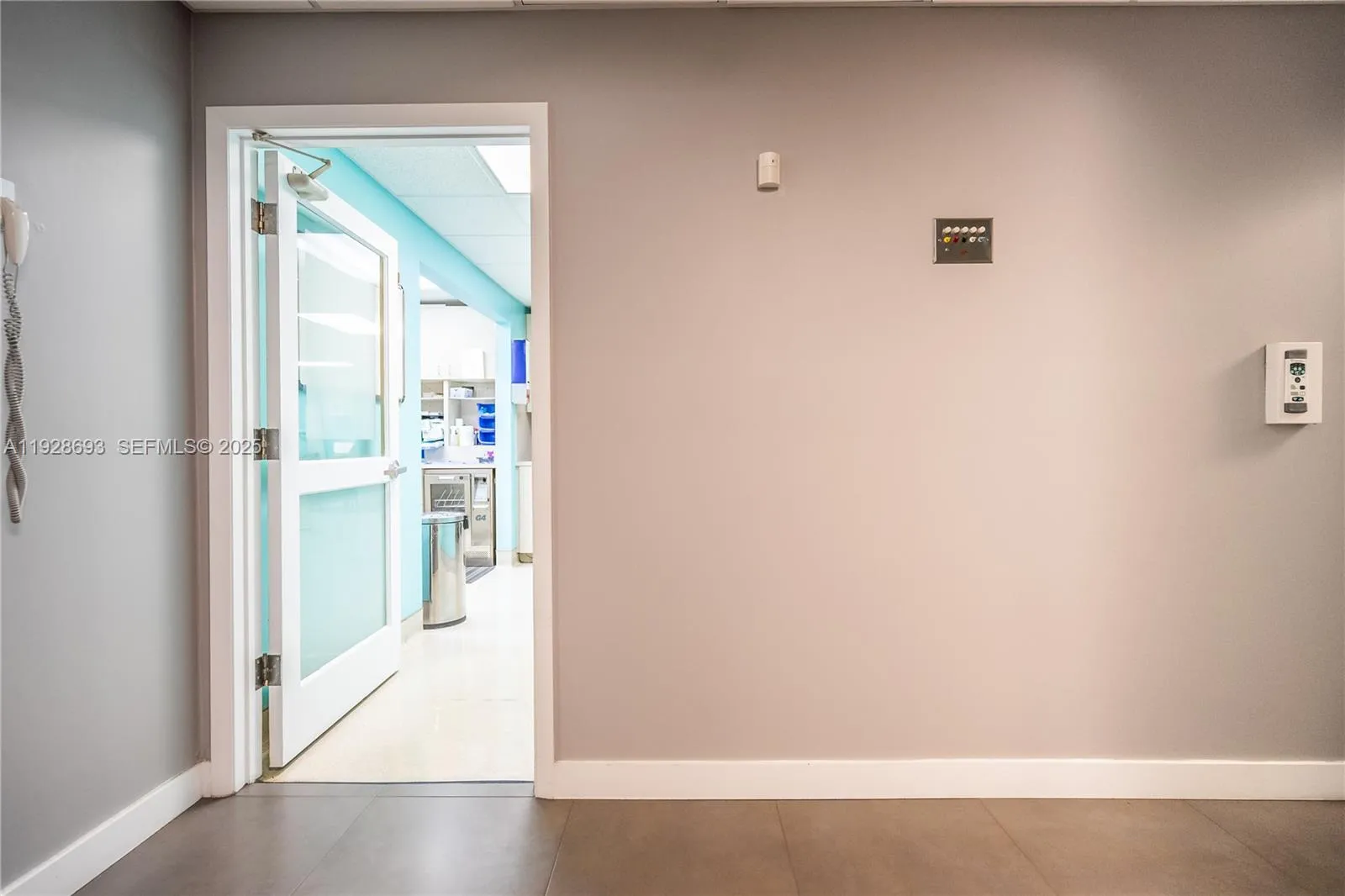 7600 S Red Rd, South Miami, Florida 33143, South Miami, Florida 33143, ,Commercial Lease,For Rent,7600 S Red Rd, South Miami, Florida 33143,A11928693