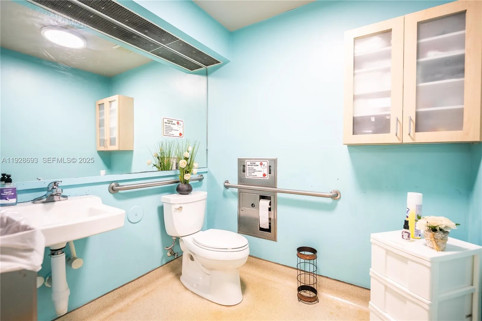 7600 S Red Rd, South Miami, Florida 33143, South Miami, Florida 33143, ,Commercial Lease,For Rent,7600 S Red Rd, South Miami, Florida 33143,A11928693