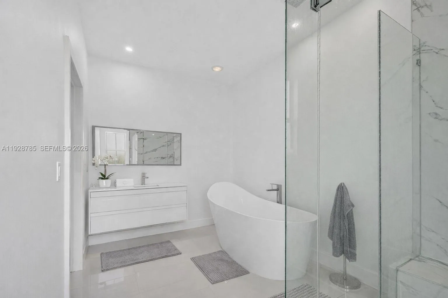 9443 Sw 170th Path, Miami, Florida 33196, Miami, Florida 33196, 5 Bedrooms Bedrooms, ,5 BathroomsBathrooms,Residential,For Sale,9443 Sw 170th Path, Miami, Florida 33196,A11928785