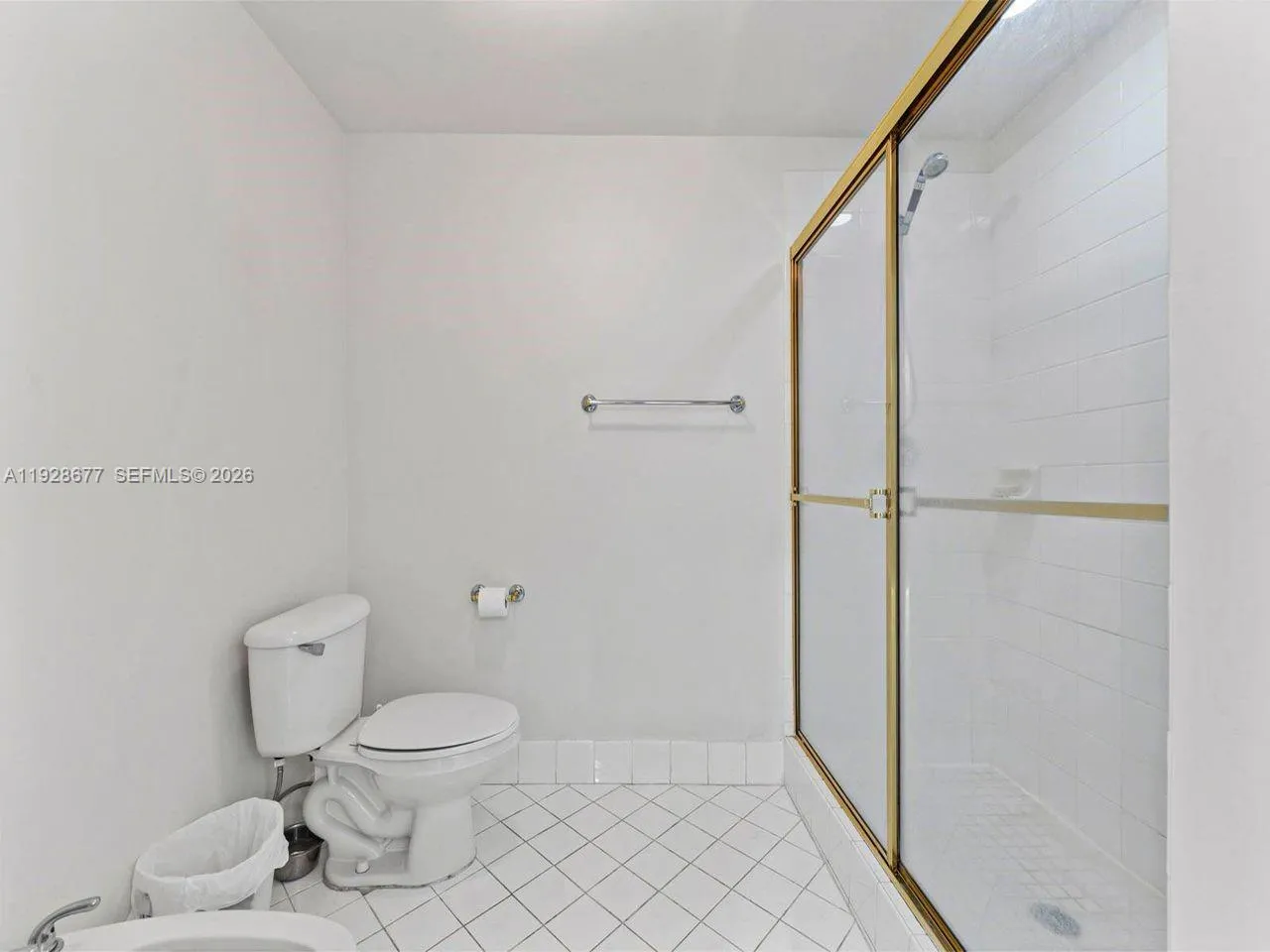 10750 Nw 66th St 208, Doral, Florida 33178, Doral, Florida 33178, 3 Bedrooms Bedrooms, ,2 BathroomsBathrooms,Residential,For Sale,10750 Nw 66th St 208, Doral, Florida 33178,A11928677