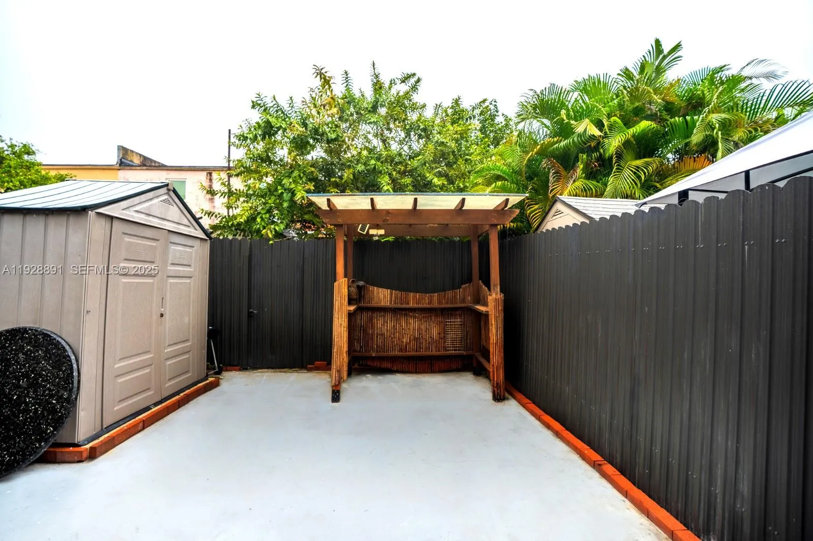 895 W 80th Pl, Hialeah, Florida 33014, Hialeah, Florida 33014, 2 Bedrooms Bedrooms, ,1 BathroomBathrooms,Residential,For Sale,895 W 80th Pl, Hialeah, Florida 33014,A11928891