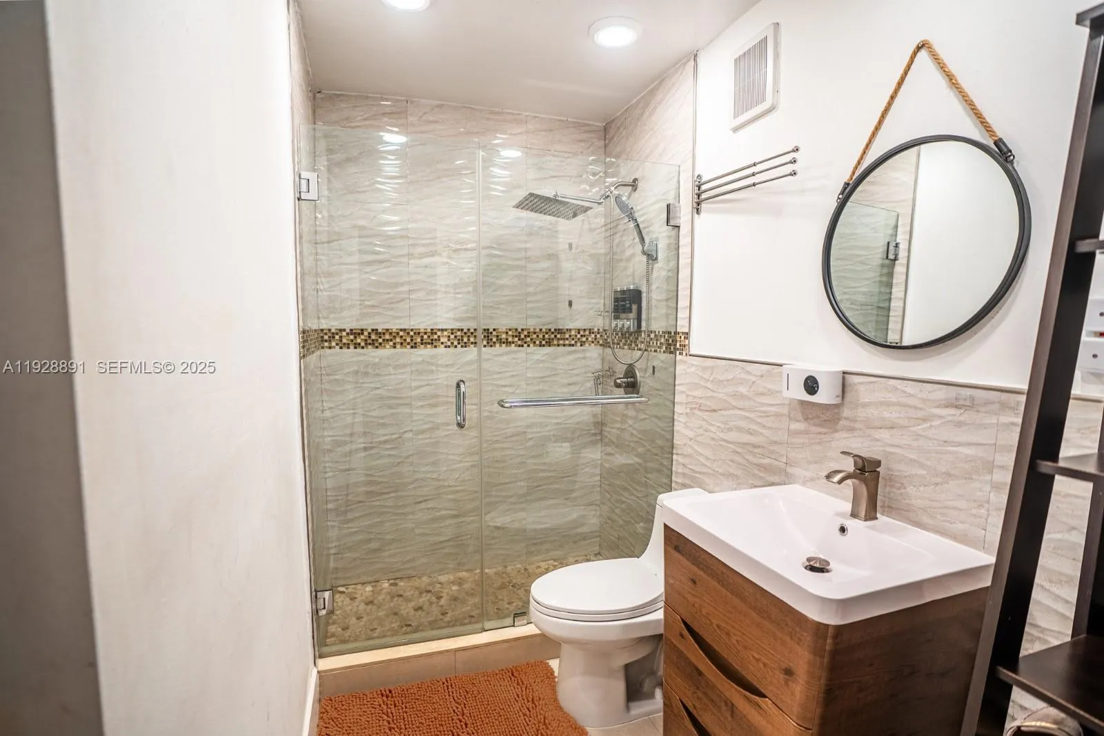 895 W 80th Pl, Hialeah, Florida 33014, Hialeah, Florida 33014, 2 Bedrooms Bedrooms, ,1 BathroomBathrooms,Residential,For Sale,895 W 80th Pl, Hialeah, Florida 33014,A11928891
