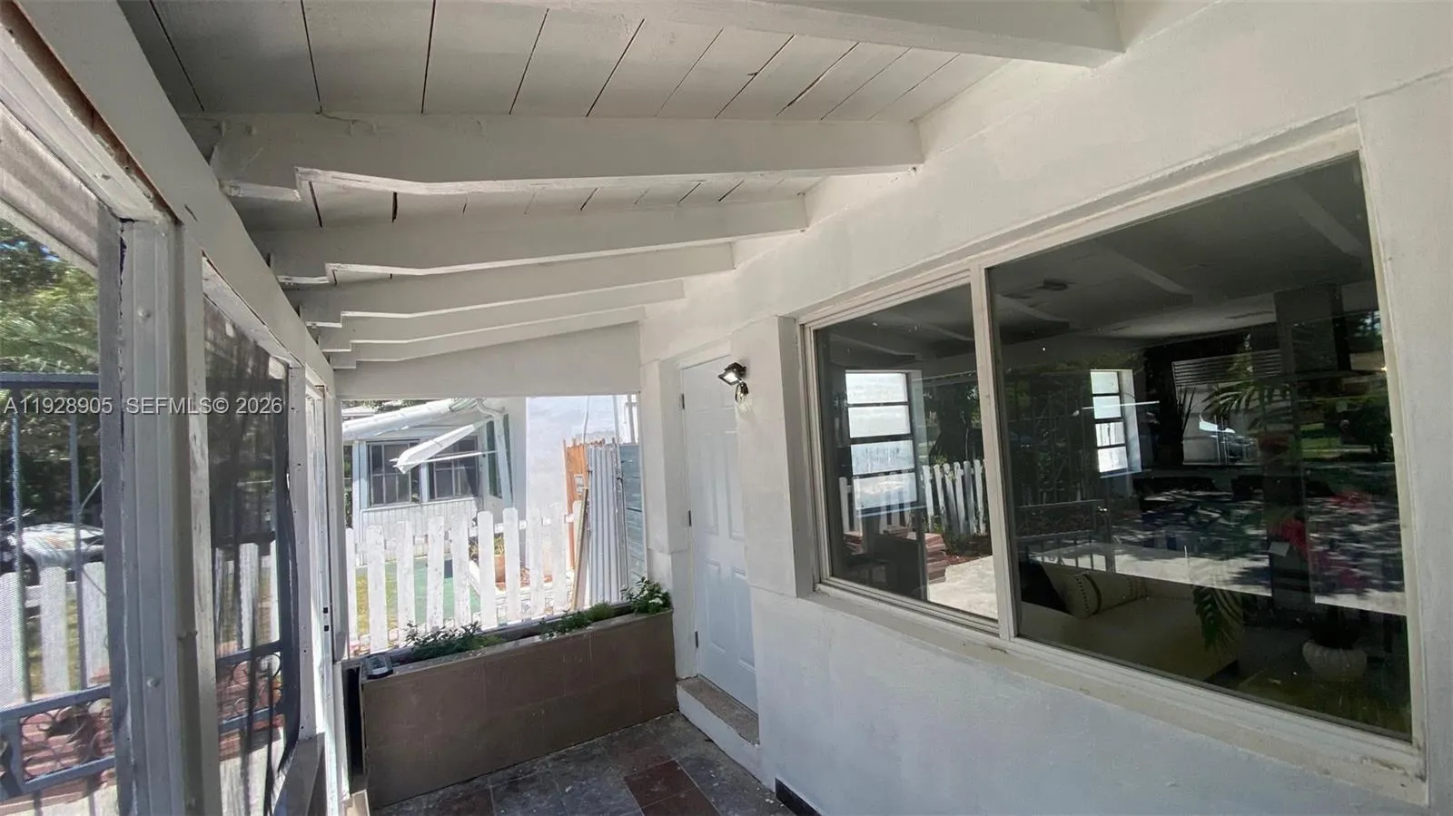 1947 Garfield St, Hollywood, Florida 33020, Hollywood, Florida 33020, 3 Bedrooms Bedrooms, ,2 BathroomsBathrooms,Residential,For Sale,1947 Garfield St, Hollywood, Florida 33020,A11928905