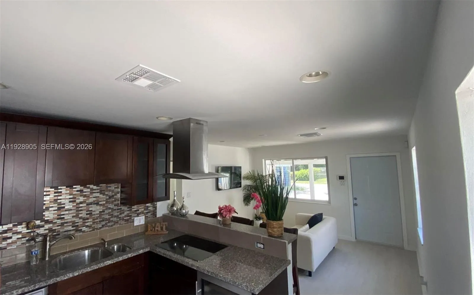 1947 Garfield St, Hollywood, Florida 33020, Hollywood, Florida 33020, 3 Bedrooms Bedrooms, ,2 BathroomsBathrooms,Residential,For Sale,1947 Garfield St, Hollywood, Florida 33020,A11928905