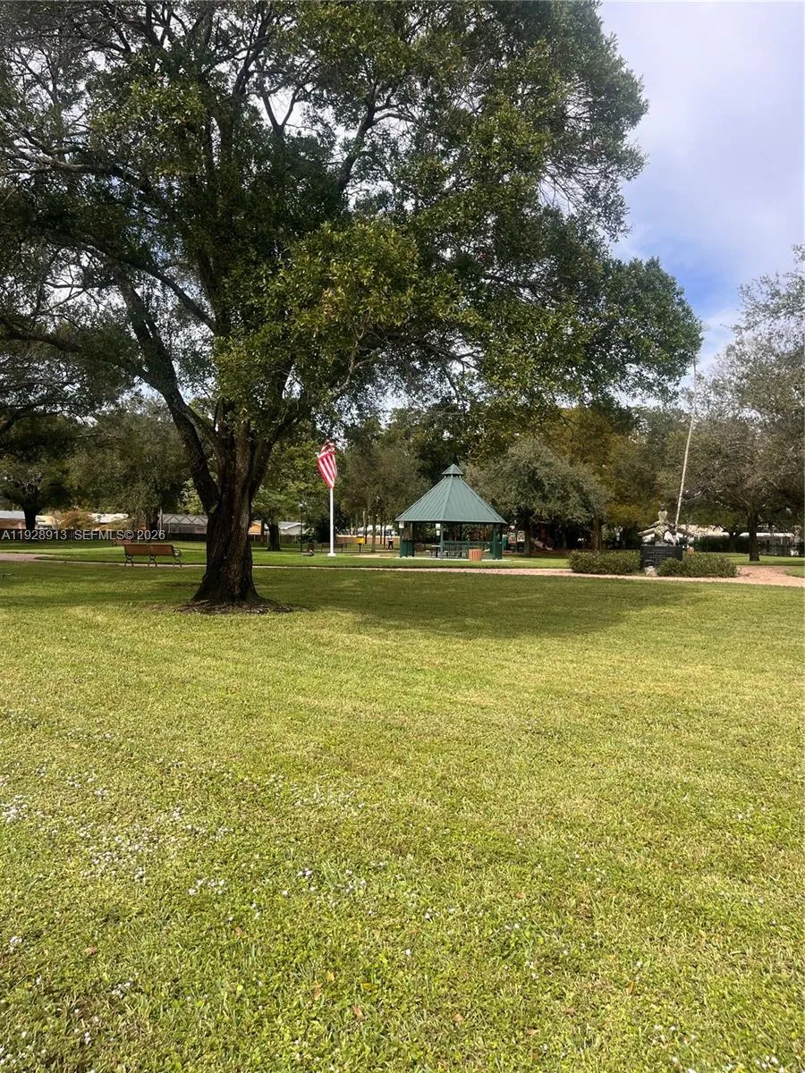 403 Nw 68th Ave 206, Plantation, Florida 33317, Plantation, Florida 33317, 2 Bedrooms Bedrooms, ,2 BathroomsBathrooms,Residential Lease,For Rent,403 Nw 68th Ave 206, Plantation, Florida 33317,A11928913