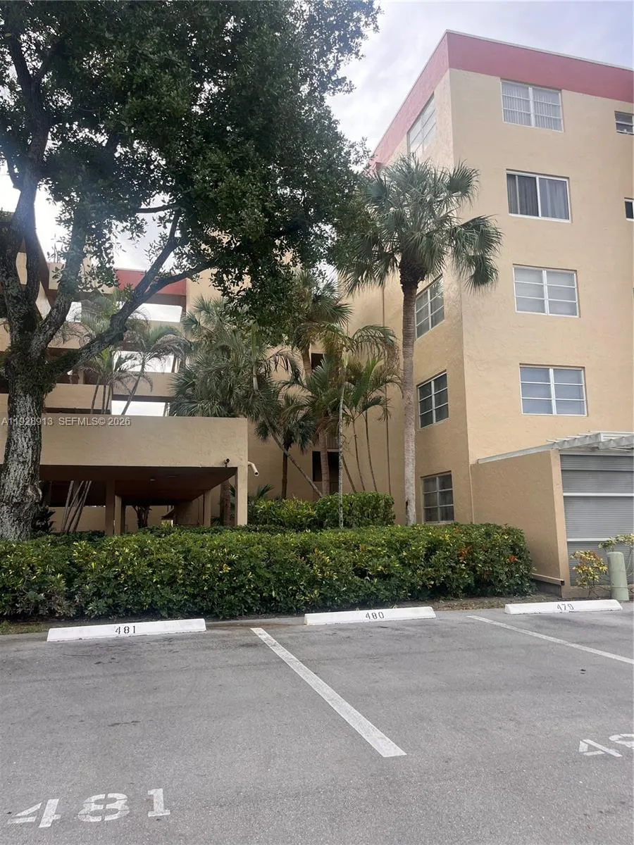 403 Nw 68th Ave 206, Plantation, Florida 33317, Plantation, Florida 33317, 2 Bedrooms Bedrooms, ,2 BathroomsBathrooms,Residential Lease,For Rent,403 Nw 68th Ave 206, Plantation, Florida 33317,A11928913