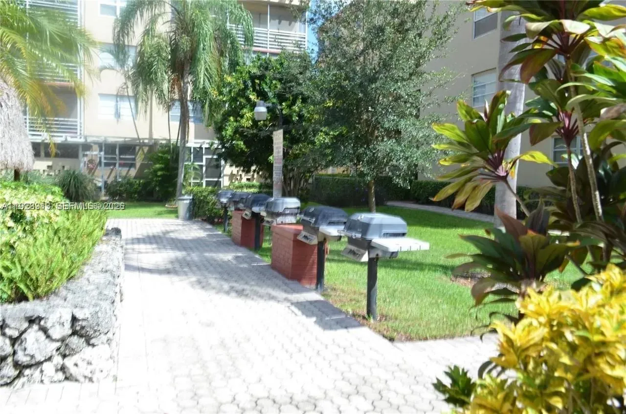 403 Nw 68th Ave 206, Plantation, Florida 33317, Plantation, Florida 33317, 2 Bedrooms Bedrooms, ,2 BathroomsBathrooms,Residential Lease,For Rent,403 Nw 68th Ave 206, Plantation, Florida 33317,A11928913