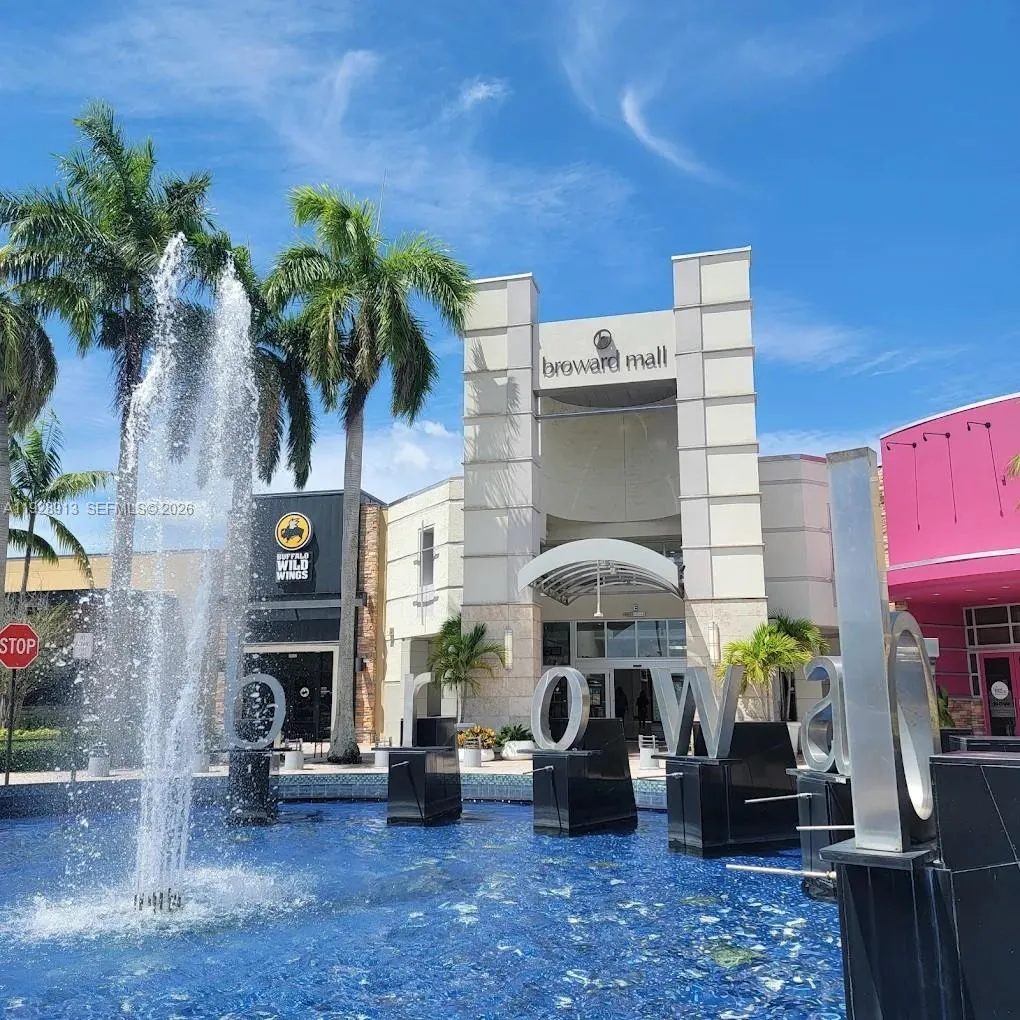 403 Nw 68th Ave 206, Plantation, Florida 33317, Plantation, Florida 33317, 2 Bedrooms Bedrooms, ,2 BathroomsBathrooms,Residential Lease,For Rent,403 Nw 68th Ave 206, Plantation, Florida 33317,A11928913