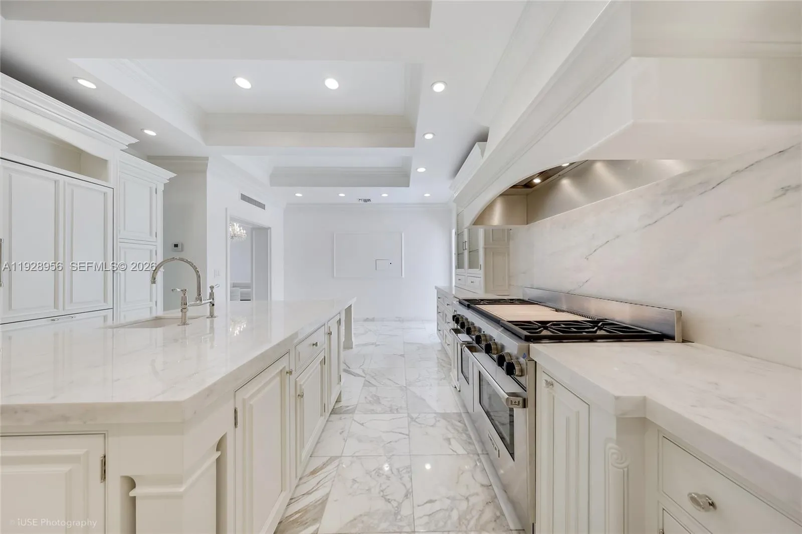 55 La Gorce Cir 1a, Miami Beach, Florida 33141, Miami Beach, Florida 33141, 5 Bedrooms Bedrooms, ,5 BathroomsBathrooms,Residential Lease,For Rent,55 La Gorce Cir 1a, Miami Beach, Florida 33141,A11928956