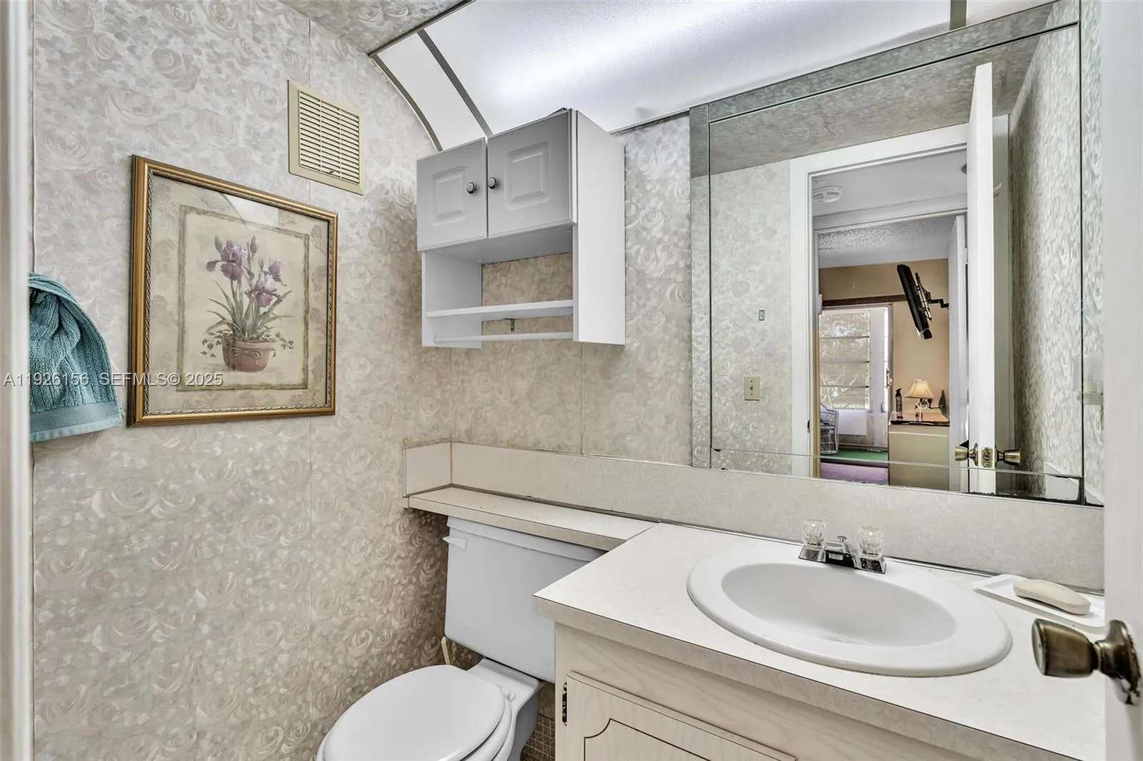 117 E Westbury E 117, Deerfield Beach, Florida 334, Deerfield Beach, Florida 33442, 2 Bedrooms Bedrooms, ,1 BathroomBathrooms,Residential,For Sale,117 E Westbury E 117, Deerfield Beach, Florida 334,A11926156