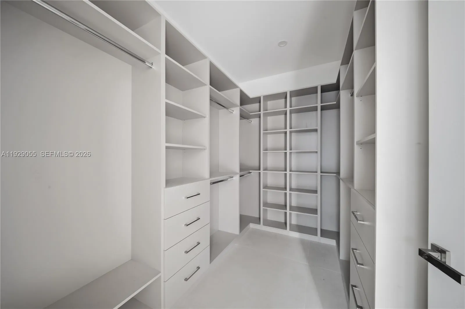 17 Se 12th Ave A, Fort Lauderdale, Florida 33301, Fort Lauderdale, Florida 33301, 4 Bedrooms Bedrooms, ,4 BathroomsBathrooms,Residential,For Sale,17 Se 12th Ave A, Fort Lauderdale, Florida 33301,A11929055