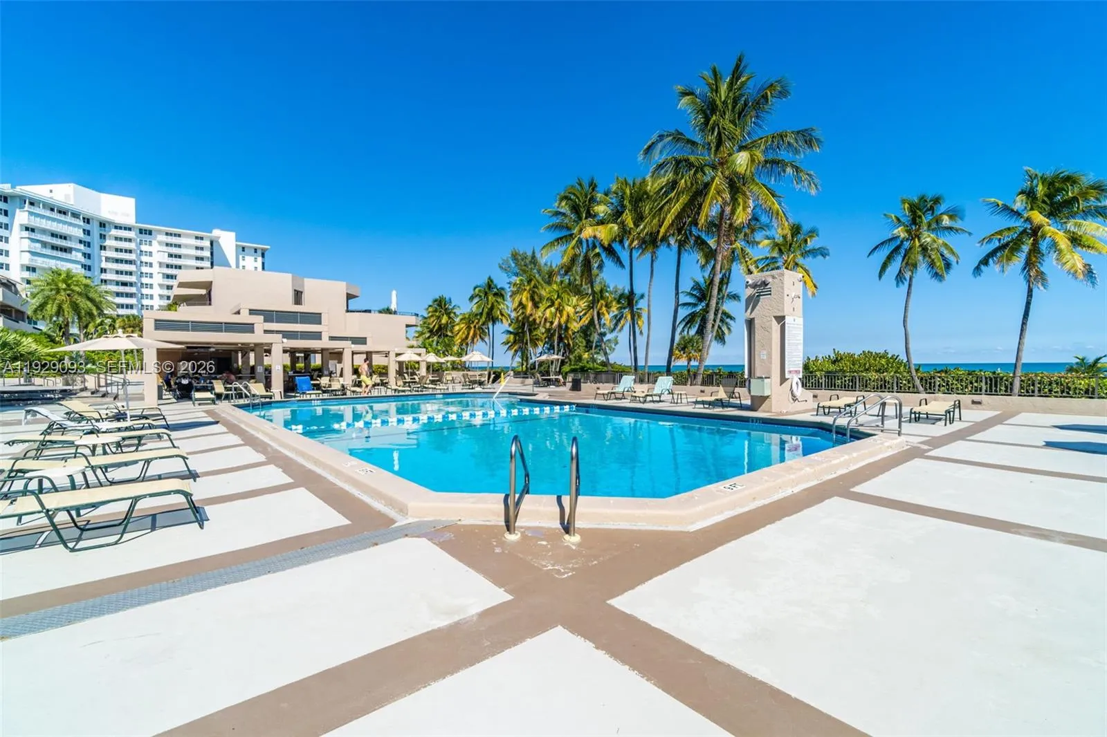 121 Crandon Bl 248, Key Biscayne, Florida 33149, Key Biscayne, Florida 33149, 3 Bedrooms Bedrooms, ,2 BathroomsBathrooms,Residential Lease,For Rent,121 Crandon Bl 248, Key Biscayne, Florida 33149,A11929093