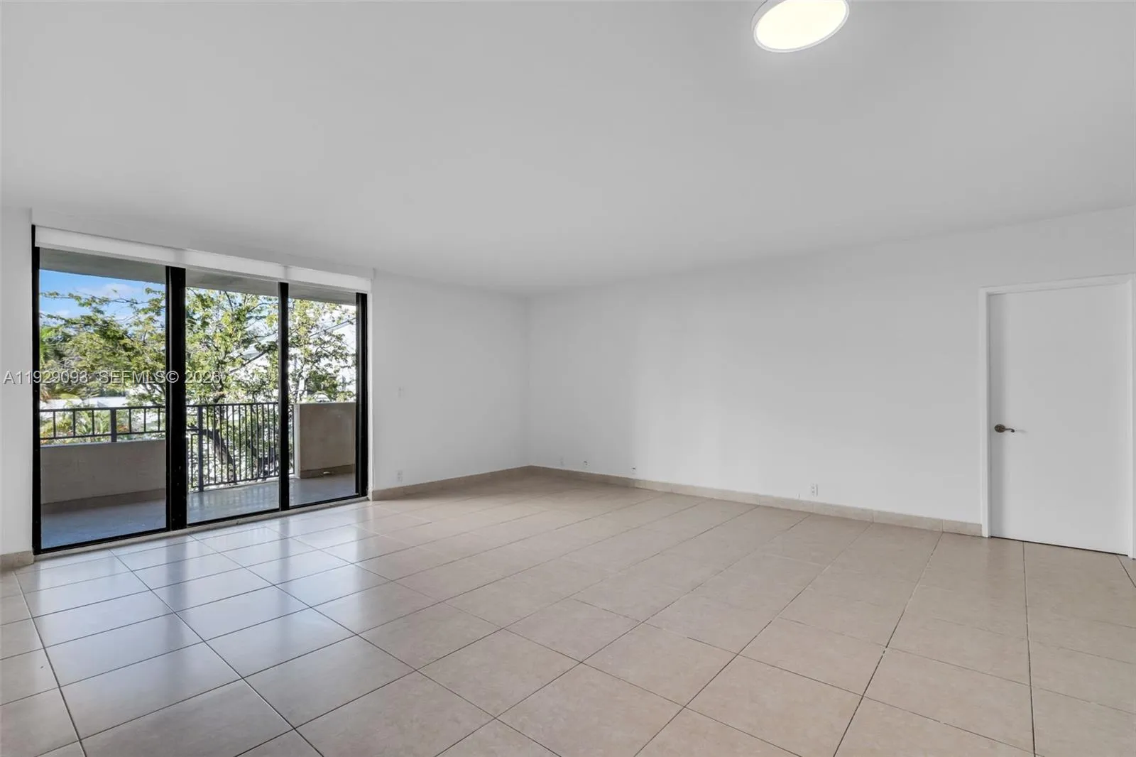 121 Crandon Bl 248, Key Biscayne, Florida 33149, Key Biscayne, Florida 33149, 3 Bedrooms Bedrooms, ,2 BathroomsBathrooms,Residential Lease,For Rent,121 Crandon Bl 248, Key Biscayne, Florida 33149,A11929093