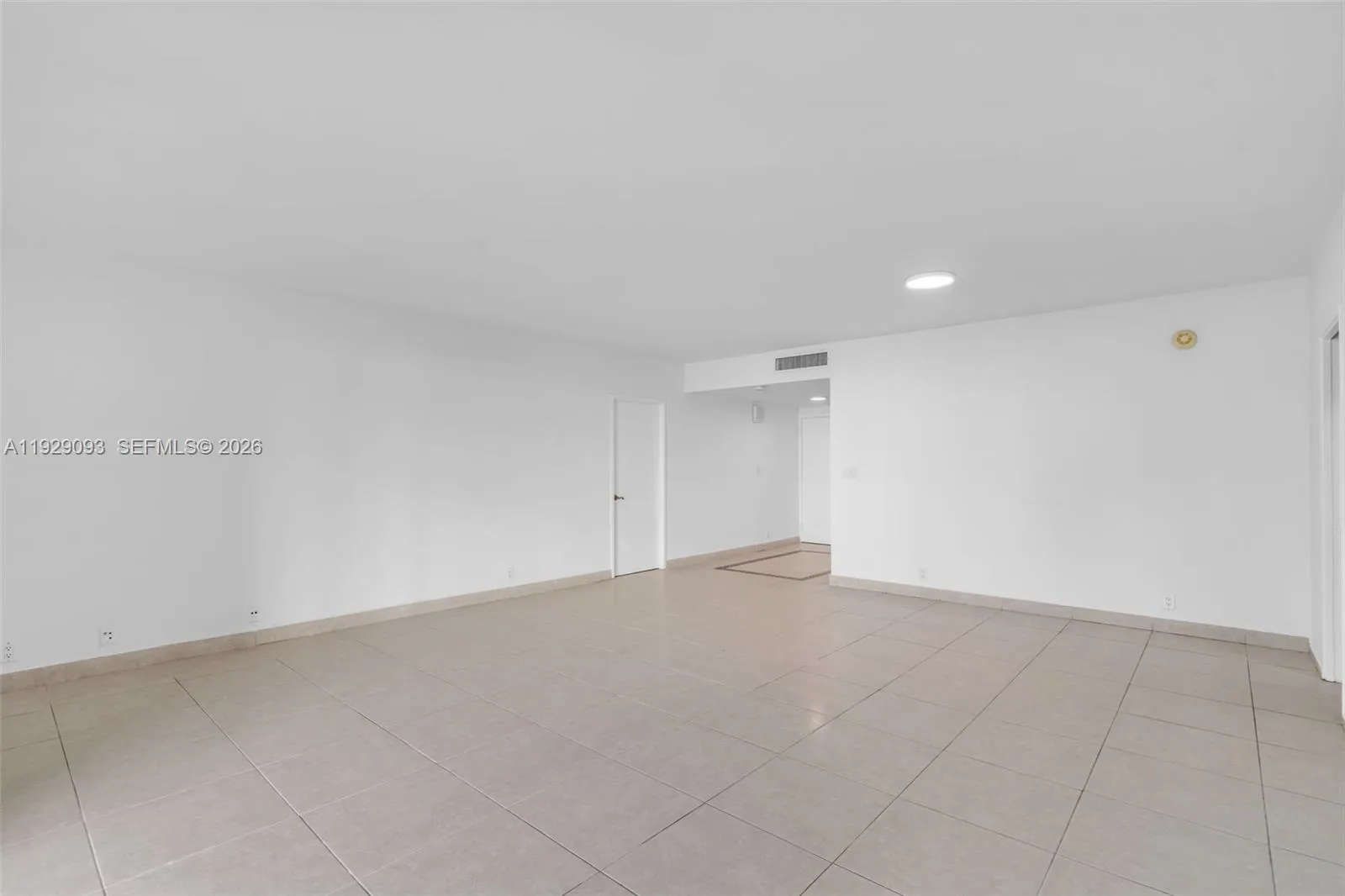 121 Crandon Bl 248, Key Biscayne, Florida 33149, Key Biscayne, Florida 33149, 3 Bedrooms Bedrooms, ,2 BathroomsBathrooms,Residential Lease,For Rent,121 Crandon Bl 248, Key Biscayne, Florida 33149,A11929093