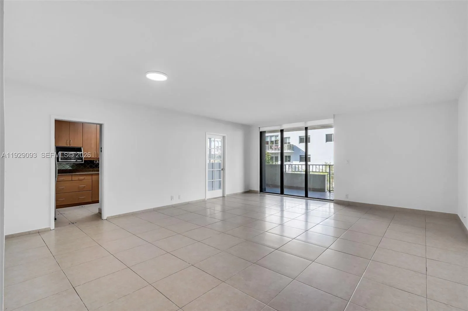 121 Crandon Bl 248, Key Biscayne, Florida 33149, Key Biscayne, Florida 33149, 3 Bedrooms Bedrooms, ,2 BathroomsBathrooms,Residential Lease,For Rent,121 Crandon Bl 248, Key Biscayne, Florida 33149,A11929093