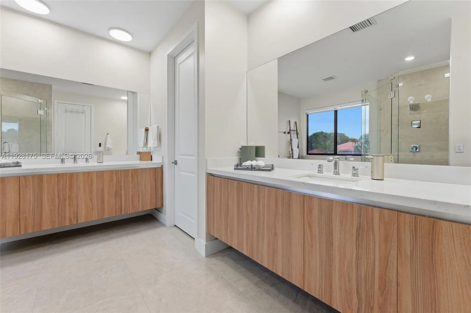 12070 Sw 83rd Pl, Miami, Florida 33156, Miami, Florida 33156, 5 Bedrooms Bedrooms, ,5 BathroomsBathrooms,Residential,For Sale,12070 Sw 83rd Pl, Miami, Florida 33156,A11928175