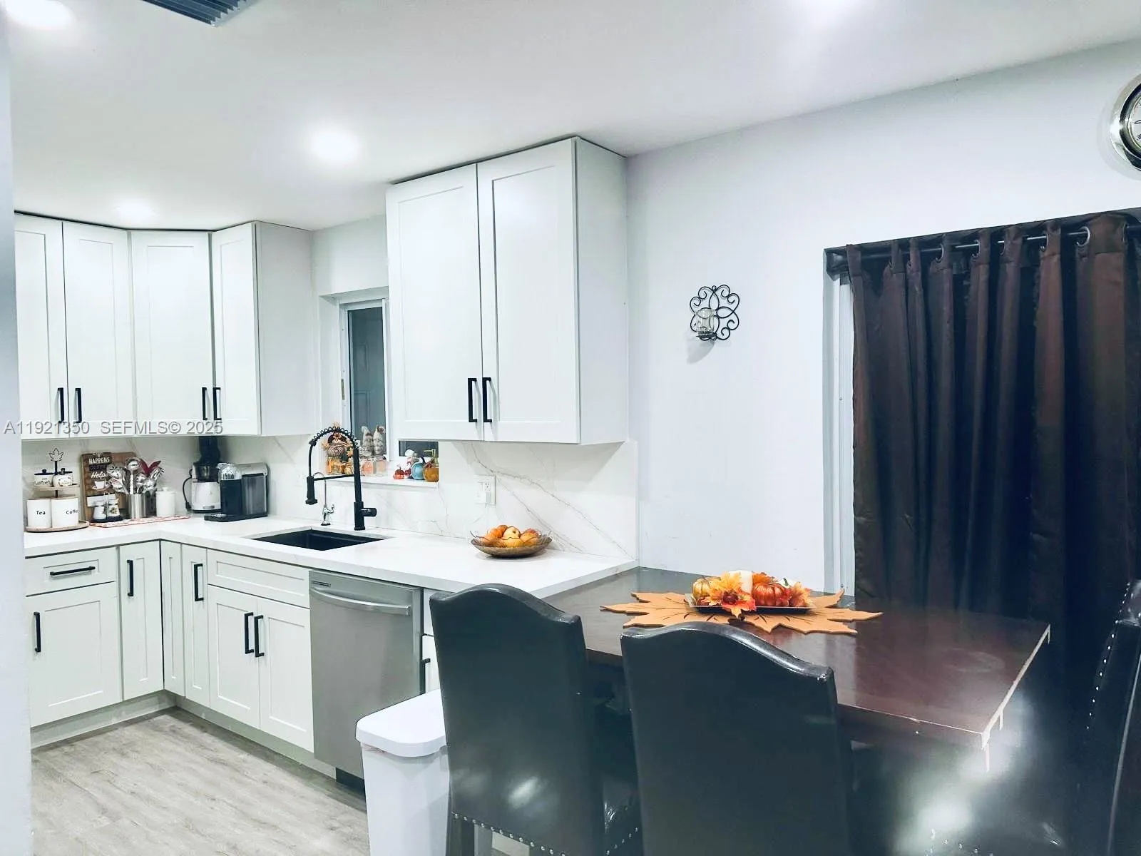 816 Nw 8th St, Florida City, Florida 33034, Florida City, Florida 33034, 4 Bedrooms Bedrooms, ,2 BathroomsBathrooms,Residential,For Sale,816 Nw 8th St, Florida City, Florida 33034,A11921350