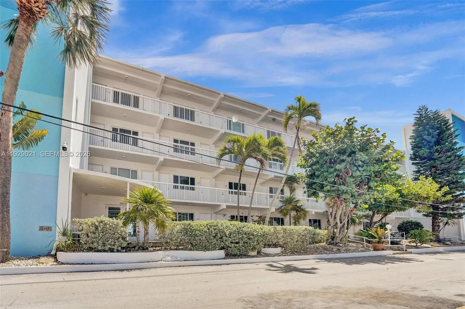 1801 S Surf Rd 2a, Hollywood, Florida 33019, Hollywood, Florida 33019, 1 Bedroom Bedrooms, ,1 BathroomBathrooms,Residential,For Sale,1801 S Surf Rd 2a, Hollywood, Florida 33019,A11929021