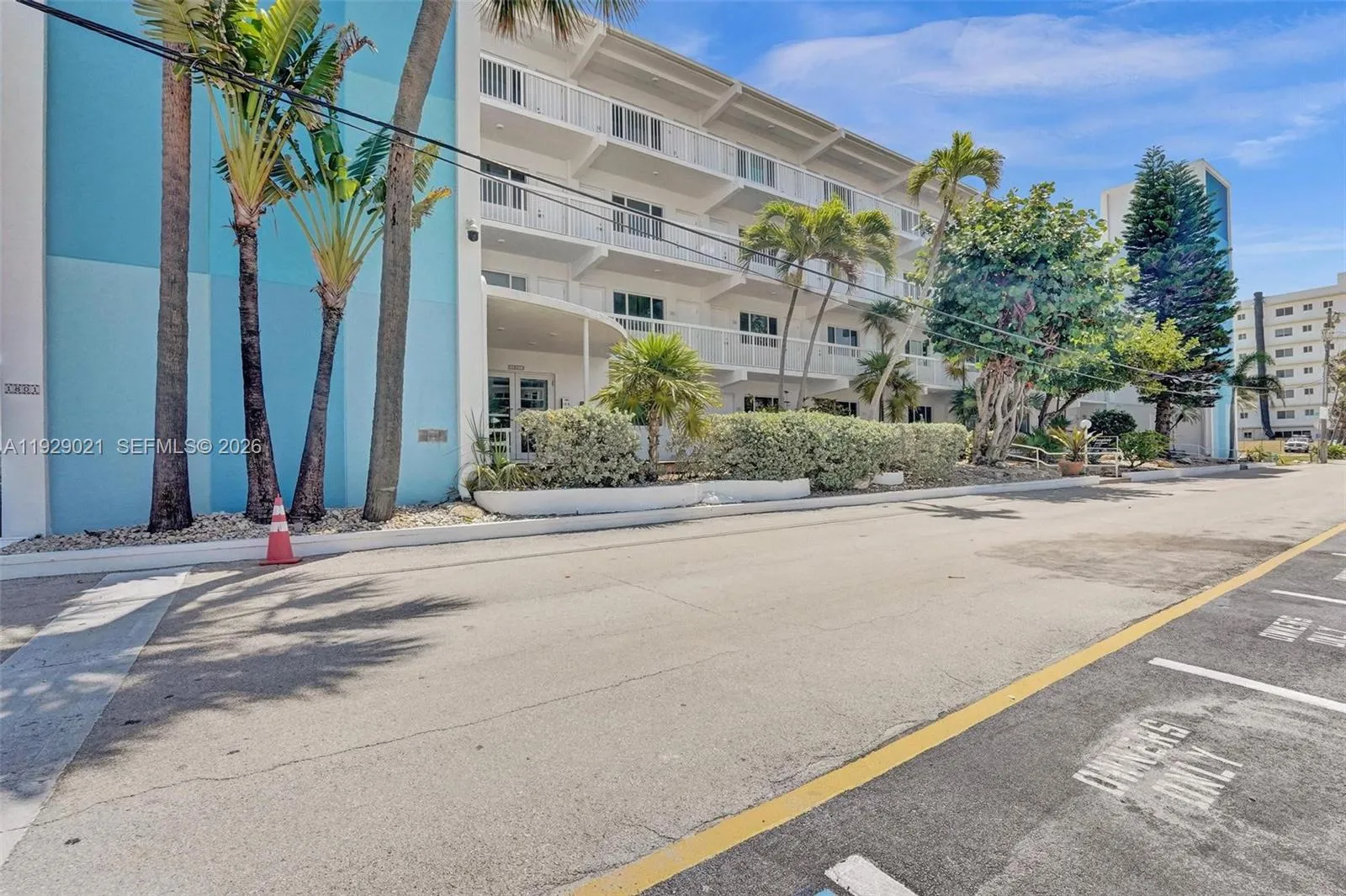 1801 S Surf Rd 2a, Hollywood, Florida 33019, Hollywood, Florida 33019, 1 Bedroom Bedrooms, ,1 BathroomBathrooms,Residential,For Sale,1801 S Surf Rd 2a, Hollywood, Florida 33019,A11929021