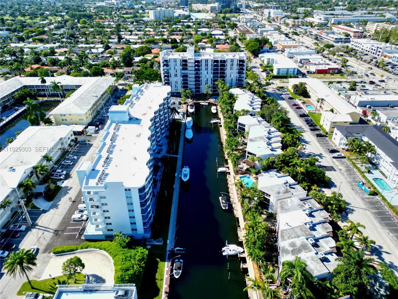 3051 Ne 48th St 307, Fort Lauderdale, Florida 3330, Fort Lauderdale, Florida 33308, 2 Bedrooms Bedrooms, ,2 BathroomsBathrooms,Residential Lease,For Rent,3051 Ne 48th St 307, Fort Lauderdale, Florida 3330,A11929303