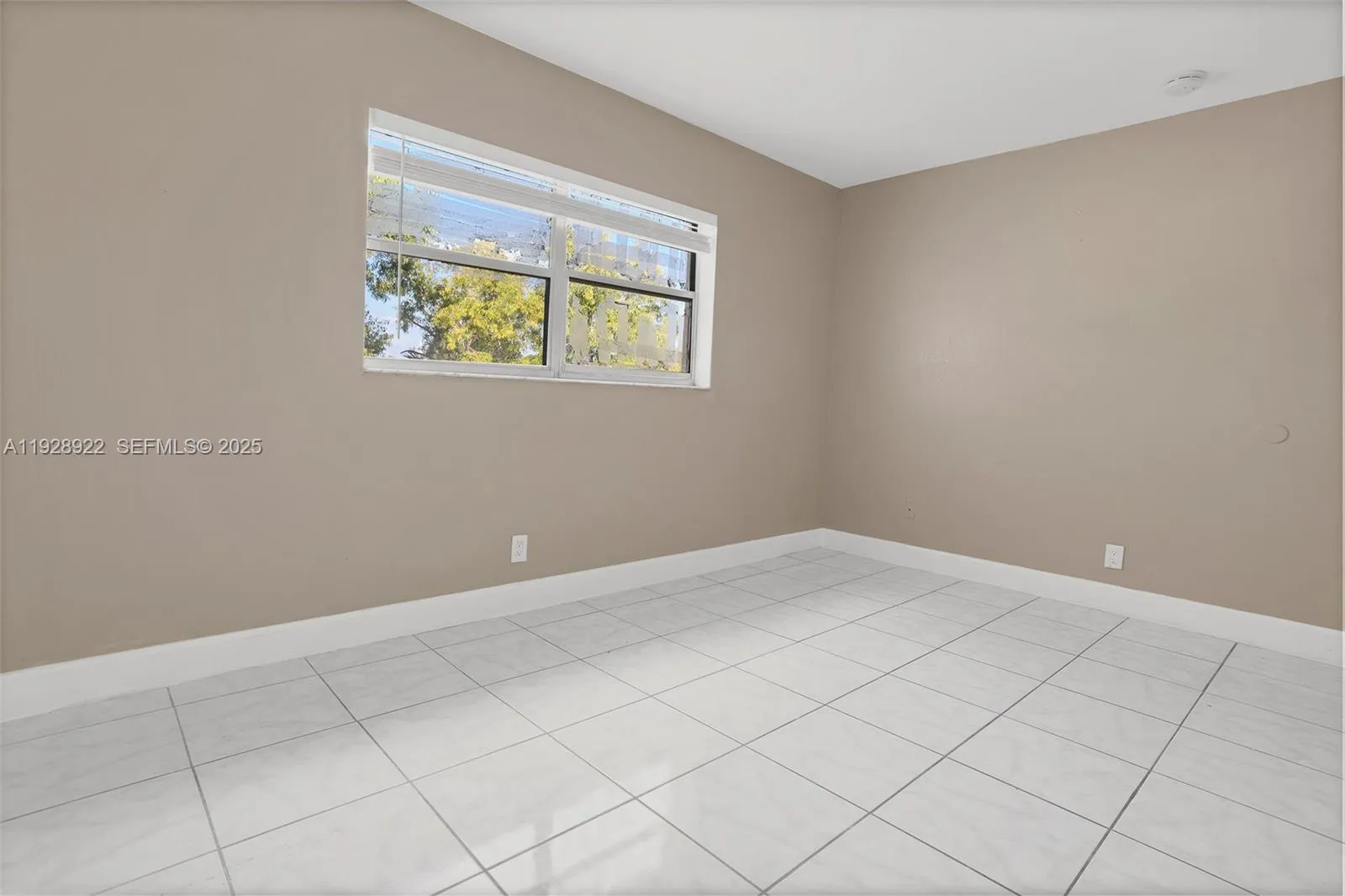 1333 S Dixie Hwy 222, Deerfield Beach, Florida 334, Deerfield Beach, Florida 33441, 2 Bedrooms Bedrooms, ,1 BathroomBathrooms,Residential,For Sale,1333 S Dixie Hwy 222, Deerfield Beach, Florida 334,A11928922