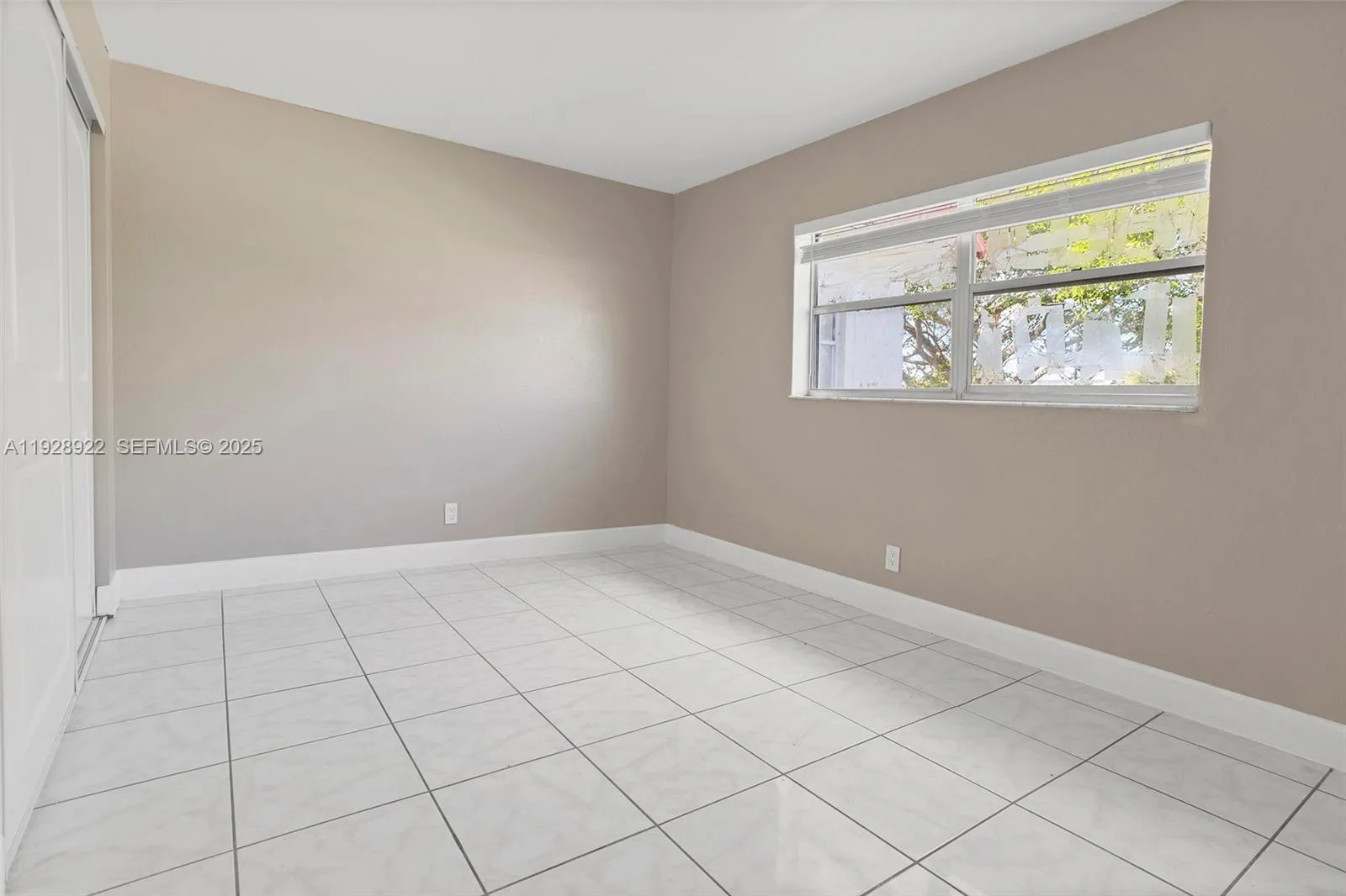 1333 S Dixie Hwy 222, Deerfield Beach, Florida 334, Deerfield Beach, Florida 33441, 2 Bedrooms Bedrooms, ,1 BathroomBathrooms,Residential,For Sale,1333 S Dixie Hwy 222, Deerfield Beach, Florida 334,A11928922