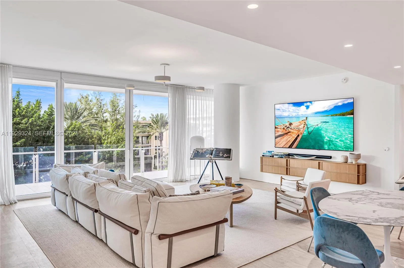 9111 Collins Ave N-322, Surfside, Florida 33154, Surfside, Florida 33154, 2 Bedrooms Bedrooms, ,2 BathroomsBathrooms,Residential,For Sale,9111 Collins Ave N-322, Surfside, Florida 33154,A11929324