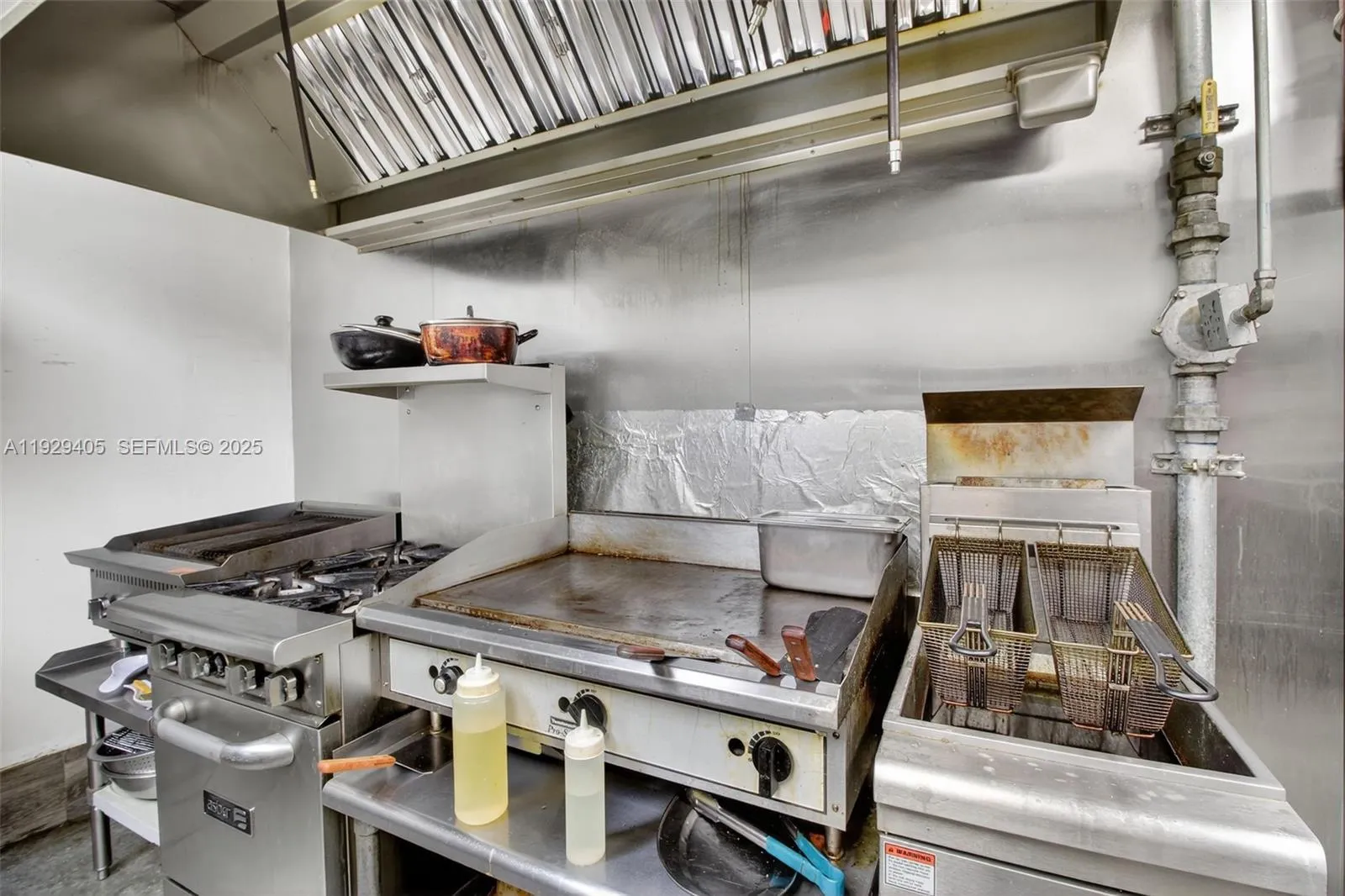 Cafeteria + Mechanic & Tire Shop For Sale &mda, Kendall, Florida 33186, ,Business Opportunity,For Sale,Cafeteria + Mechanic & Tire Shop For Sale &mda,A11929405