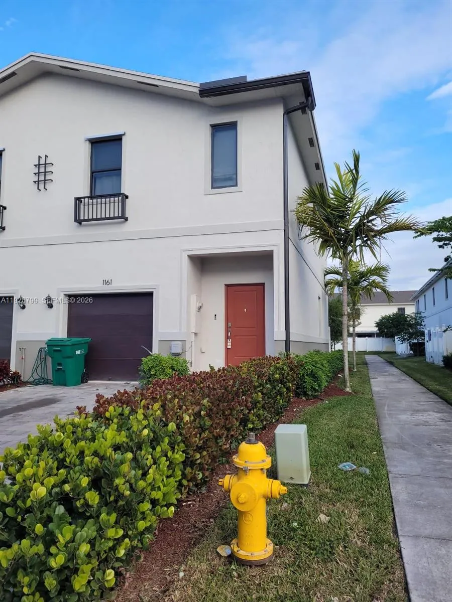 1161 Sw 8th Ave, Florida City, Florida 33034, Florida City, Florida 33034, 3 Bedrooms Bedrooms, ,2 BathroomsBathrooms,Residential,For Sale,1161 Sw 8th Ave, Florida City, Florida 33034,A11928799