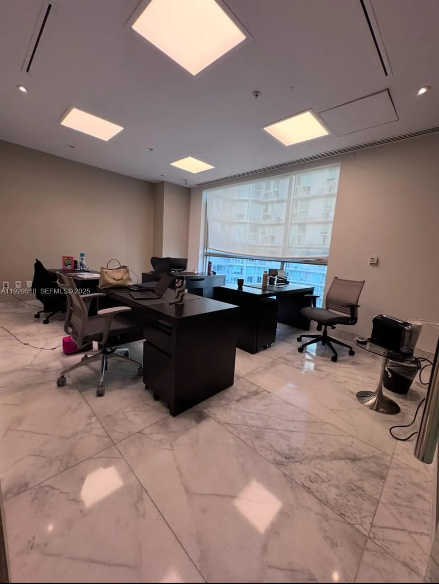 175 Sw 7th St 2208, Miami, Florida 33130, Miami, Florida 33130, ,Commercial Lease,For Rent,175 Sw 7th St 2208, Miami, Florida 33130,A11929518
