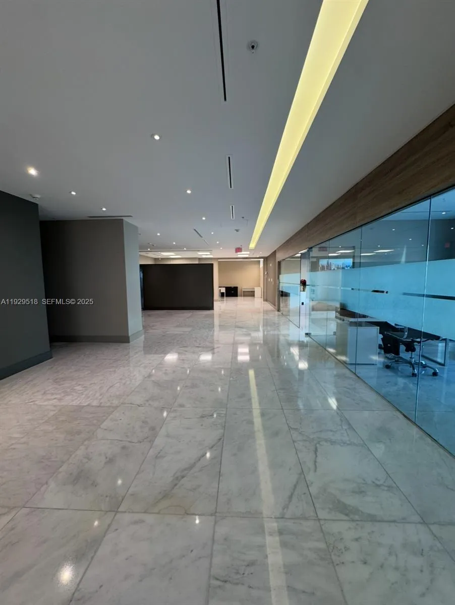 175 Sw 7th St 2208, Miami, Florida 33130, Miami, Florida 33130, ,Commercial Lease,For Rent,175 Sw 7th St 2208, Miami, Florida 33130,A11929518