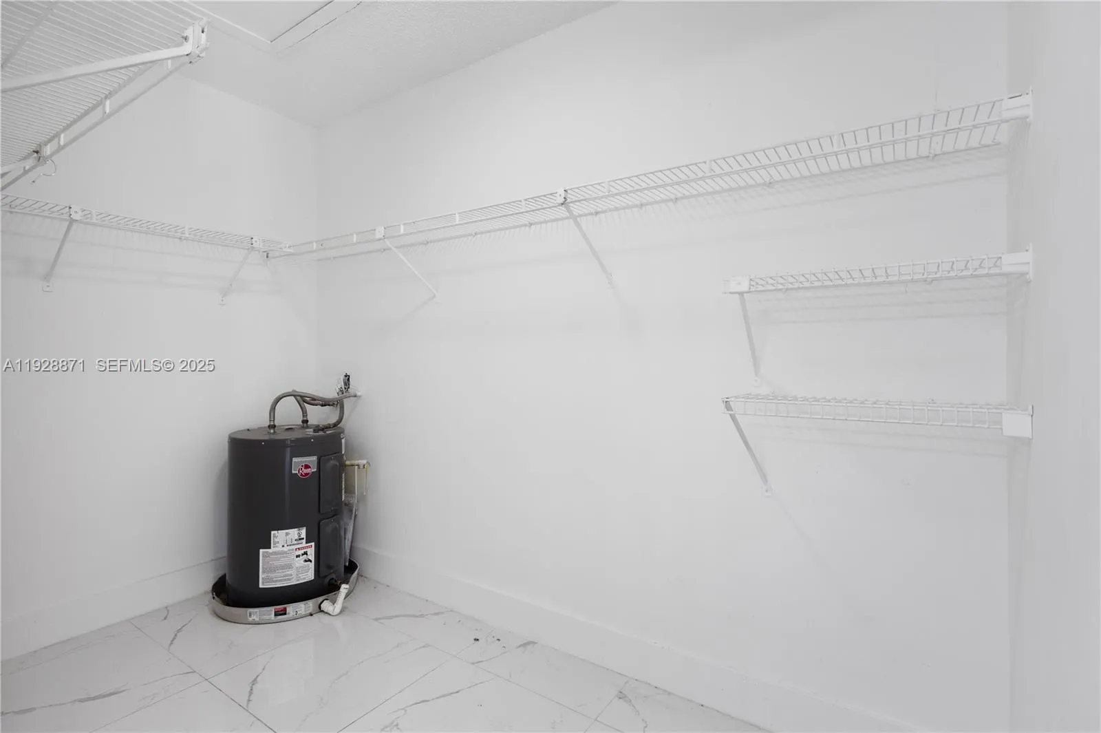 6580 W 27th Ct 58-21, Hialeah, Florida 33016, Hialeah, Florida 33016, 3 Bedrooms Bedrooms, ,2 BathroomsBathrooms,Residential,For Sale,6580 W 27th Ct 58-21, Hialeah, Florida 33016,A11928871