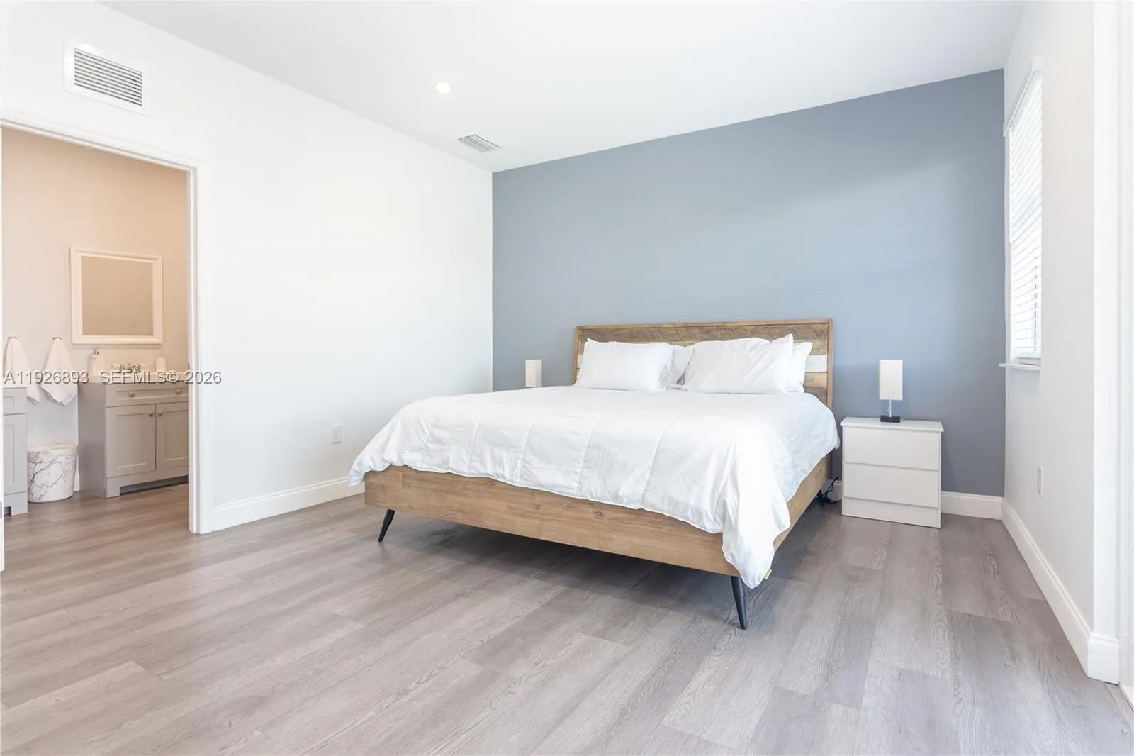 1968 Nw 25th Ave, Miami, Florida 33125, Miami, Florida 33125, ,Residential Income,For Sale,1968 Nw 25th Ave, Miami, Florida 33125,A11926893