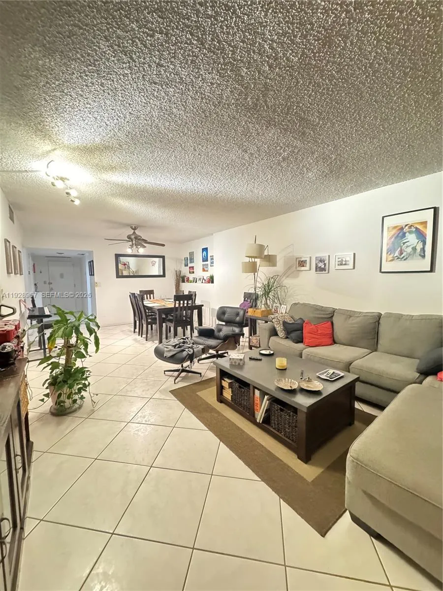 20100 W Country Club Dr 1606, Aventura, Florida 33, Aventura, Florida 33180, 2 Bedrooms Bedrooms, ,2 BathroomsBathrooms,Residential Lease,For Rent,20100 W Country Club Dr 1606, Aventura, Florida 33,A11928967