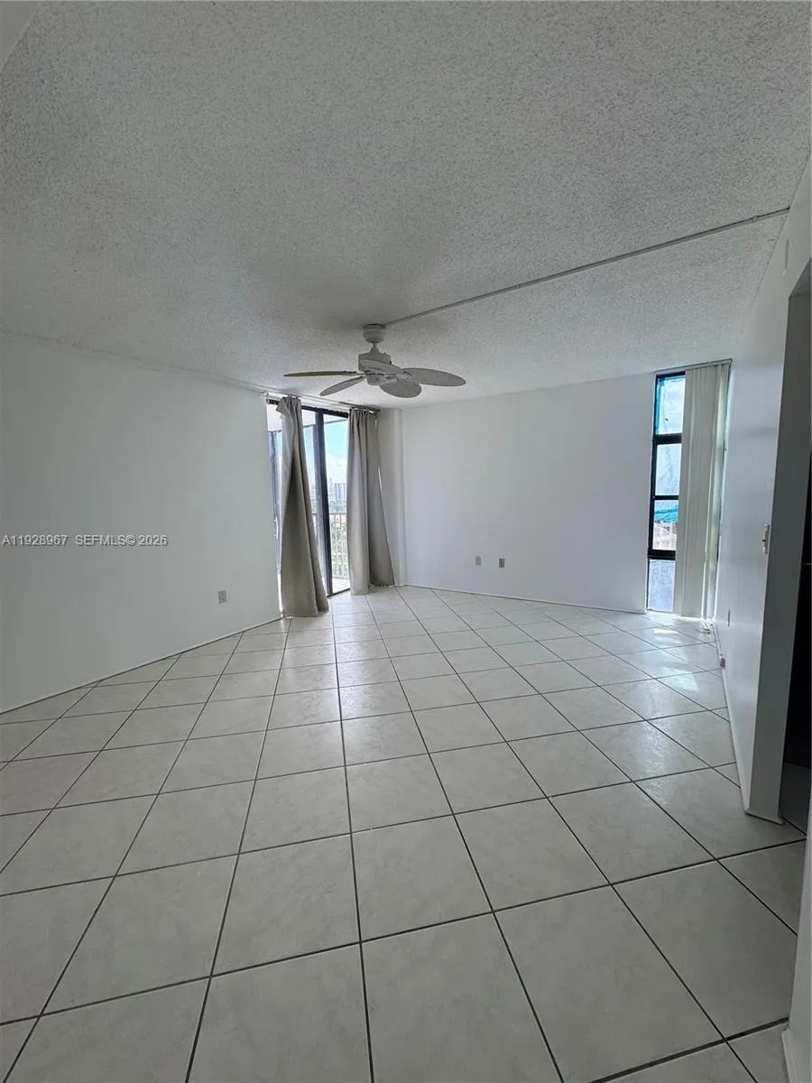 20100 W Country Club Dr 1606, Aventura, Florida 33, Aventura, Florida 33180, 2 Bedrooms Bedrooms, ,2 BathroomsBathrooms,Residential Lease,For Rent,20100 W Country Club Dr 1606, Aventura, Florida 33,A11928967