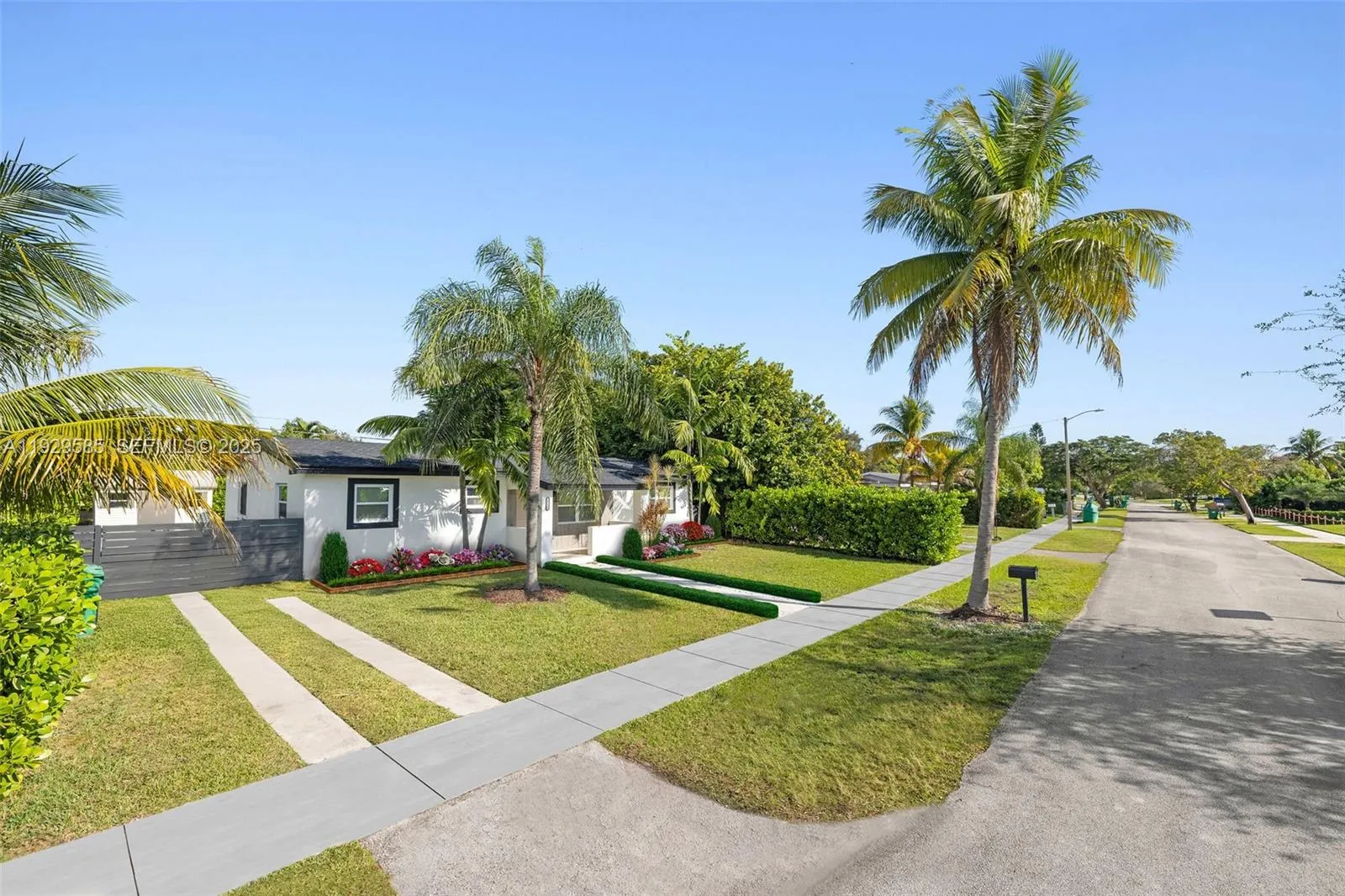 10111 Jamaica Dr, Cutler Bay, Florida 33189, Cutler Bay, Florida 33189, 4 Bedrooms Bedrooms, ,3 BathroomsBathrooms,Residential,For Sale,10111 Jamaica Dr, Cutler Bay, Florida 33189,A11929585