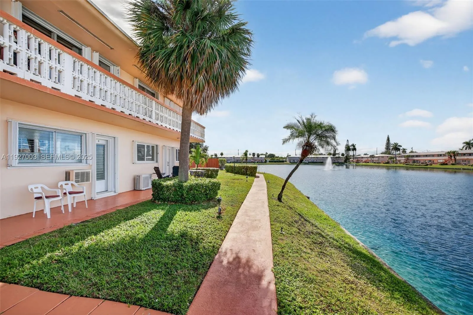 800 Sw 10th Ter 11t, Hallandale Beach, Florida 330, Hallandale Beach, Florida 33009, 1 Bedroom Bedrooms, ,1 BathroomBathrooms,Residential,For Sale,800 Sw 10th Ter 11t, Hallandale Beach, Florida 330,A11927003