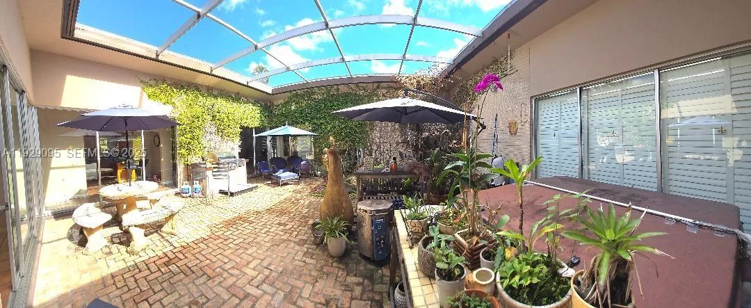 North Miami Beach, Florida 33162, 4 Bedrooms Bedrooms, ,3 BathroomsBathrooms,Residential,For Sale,A11929095