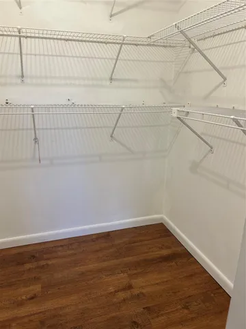 LARGE WALK IN CLOSET
