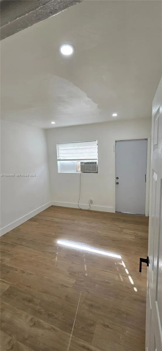 417 Nw 2nd Ave 00, Hallandale Beach, Florida 33009, Hallandale Beach, Florida 33009, 1 Bedroom Bedrooms, ,1 BathroomBathrooms,Residential Lease,For Rent,417 Nw 2nd Ave 00, Hallandale Beach, Florida 33009,A11929466